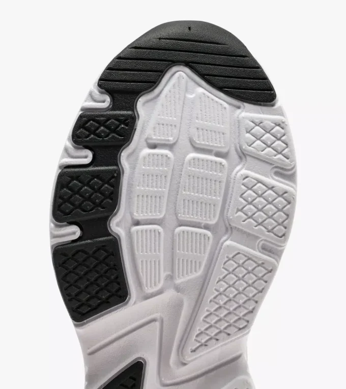 Alley Ps Running shoe – Kids – 4 to 8 years old Alley Ps Running shoe – Kids – 4 to 8 years old
