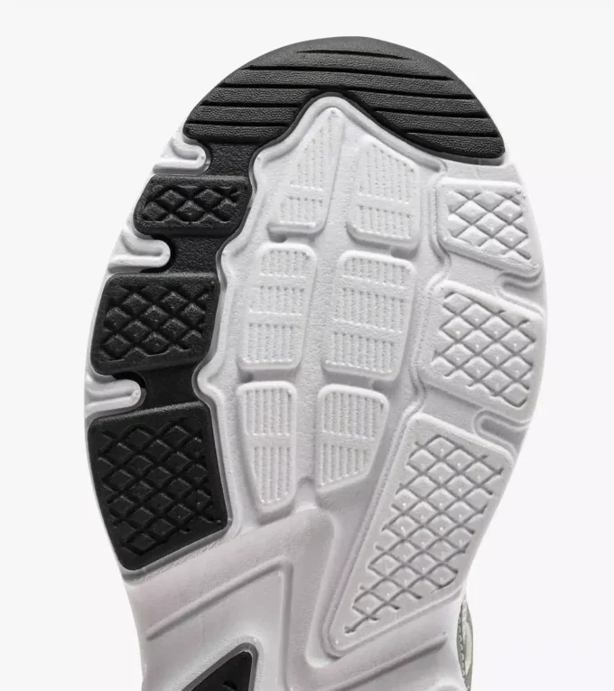 Alley Ps Running shoe – Kids – 4 to 8 years old Alley Ps Running shoe – Kids – 4 to 8 years old