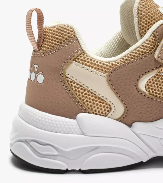 Alley Ps Running shoe – Kids – 4 to 8 years old Alley Ps Running shoe – Kids – 4 to 8 years old