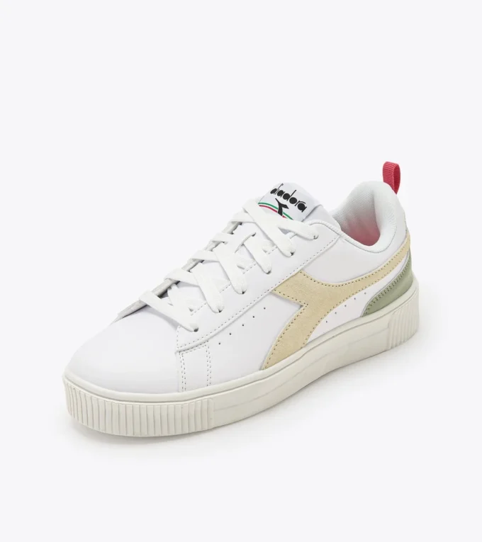 Amber Sports shoes