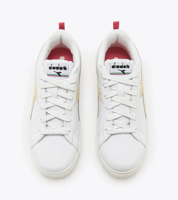 Amber Sports shoes