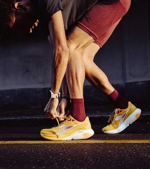 Atomo Star Made in Italy running shoe – Lightness and cushioning Atomo Star Made in Italy running shoe – Lightness and cushioning