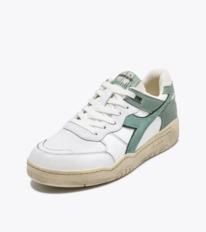 B.560 Used Heritage shoe