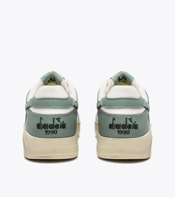 B.560 Used Heritage shoe