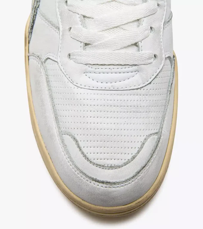 B.560 Used Heritage shoe