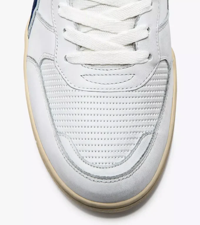 B.560 Used Heritage shoe B.560 Used Heritage shoe