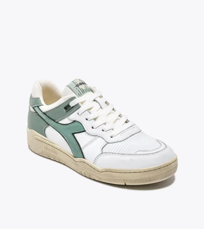 B.560 Used Heritage shoe