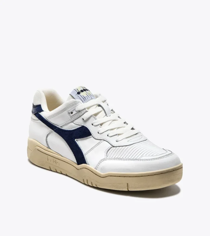B.560 Used Heritage shoe B.560 Used Heritage shoe
