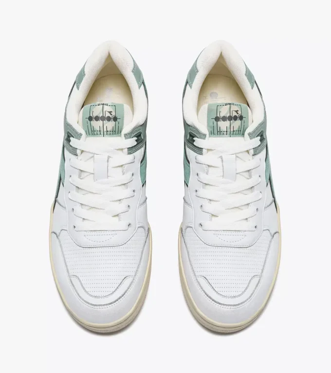 B.560 Used Heritage shoe