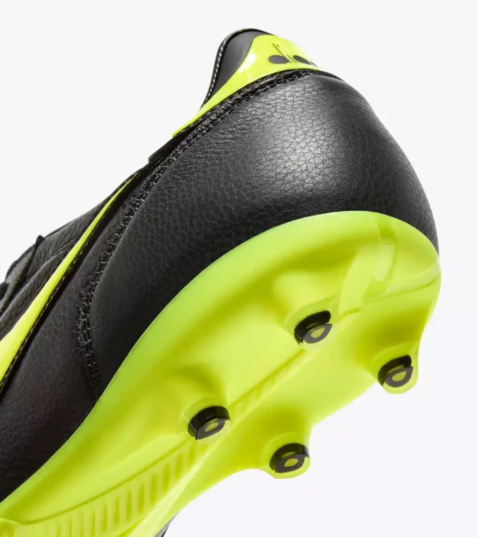 Brasil Icon Lt+ Lp12 Leather calcio boots for firm grounds