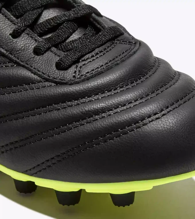 Brasil Icon Lt T Mdpu Leather calcio boots for firm grounds