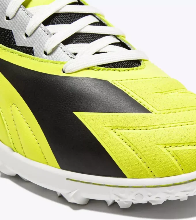Brasil Icon Sala Tf Futsal Shoe – Specific sole for synthetic surfaces
