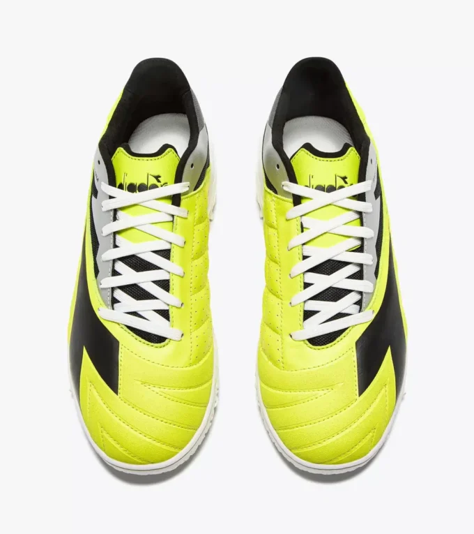 Brasil Icon Sala Tf Futsal Shoe – Specific sole for synthetic surfaces