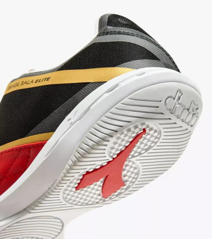 Brasil Sala Elite Id Futsal Shoe – Specific sole for indoor or parquet surfaces Brasil Sala Elite Id Futsal Shoe – Specific sole for indoor or parquet surfaces