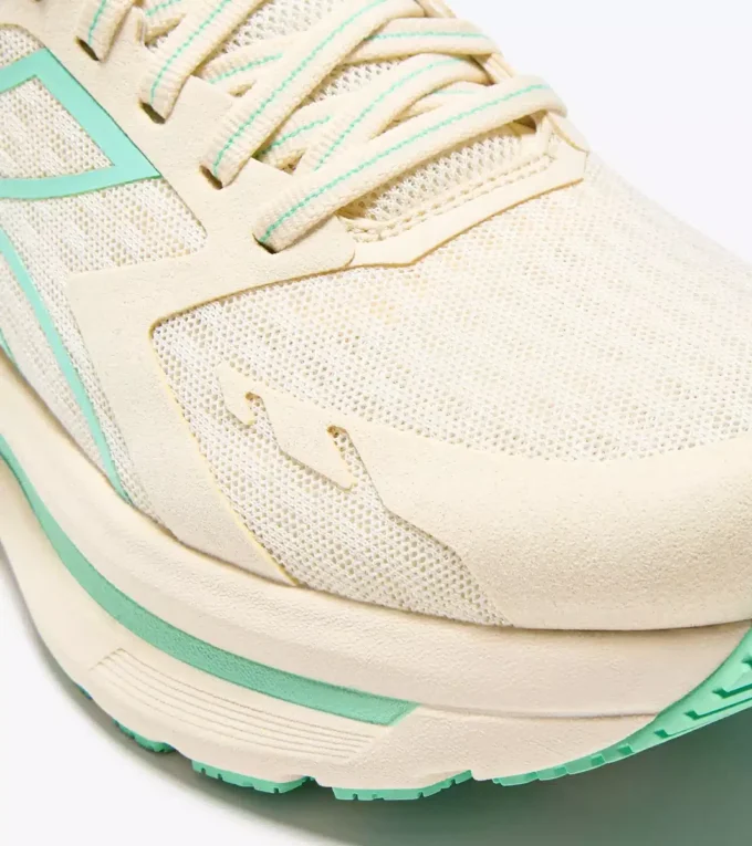 Cellula W Running shoe – Comfort and stability