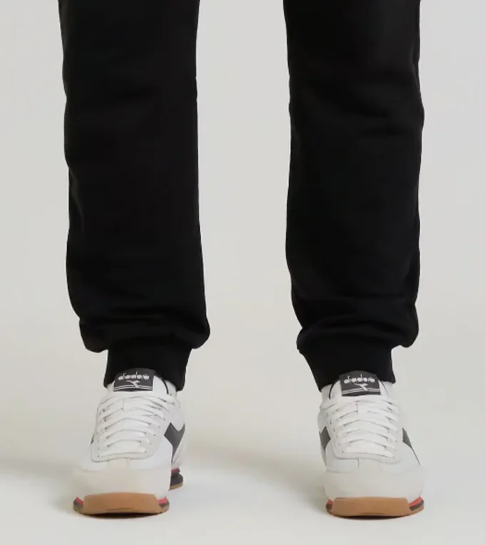 Cross Low-profile suede sneaker