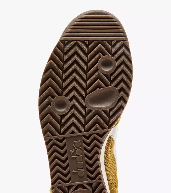 Cross Low-profile suede sneaker