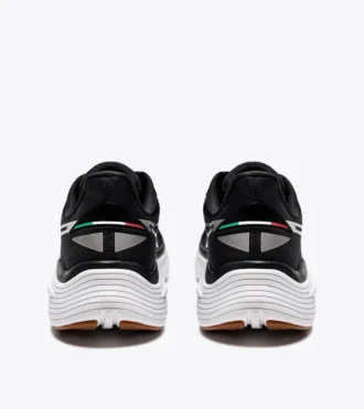 Equipe Nucleo Running shoes