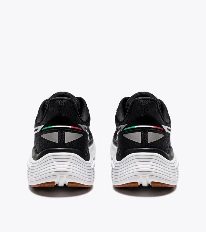 Equipe Nucleo Running shoes