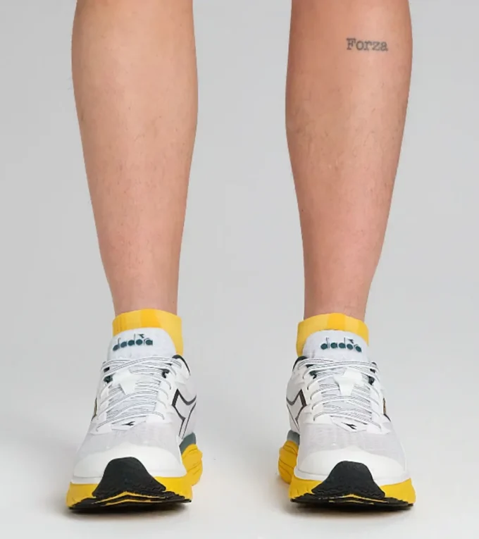 Equipe Nucleo Running shoes