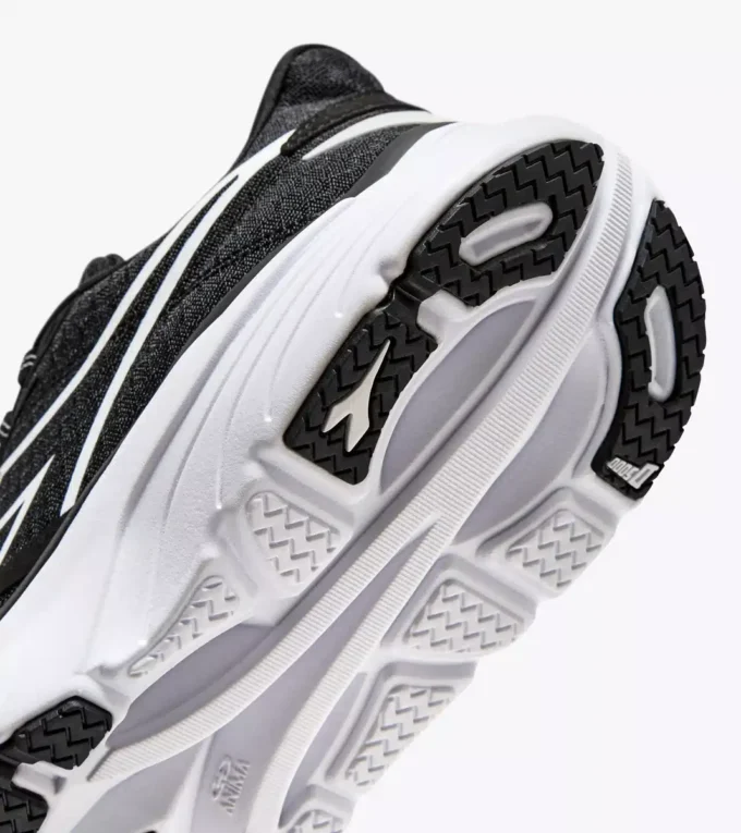 Equipe Nucleo W Running shoes