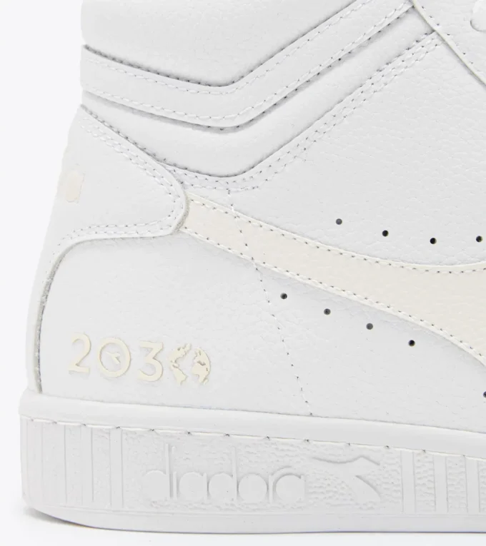Game L High 2030 Sporty sneakers – Gender neutral Game L High 2030 Sporty sneakers – Gender neutral
