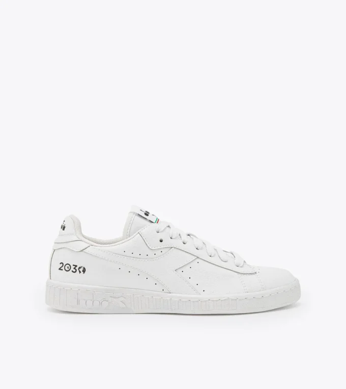 Game L Low 2030 Sporty sneakers – Unisex Game L Low 2030 Sporty sneakers – Unisex