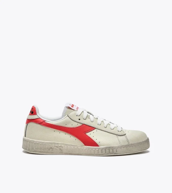 Game L Low Fluo Waxed Sporty sneakers – Gender neutral Game L Low Fluo Waxed Sporty sneakers – Gender neutral