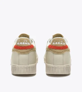 Game Low Tumble Waxed Retro-tennis sneaker