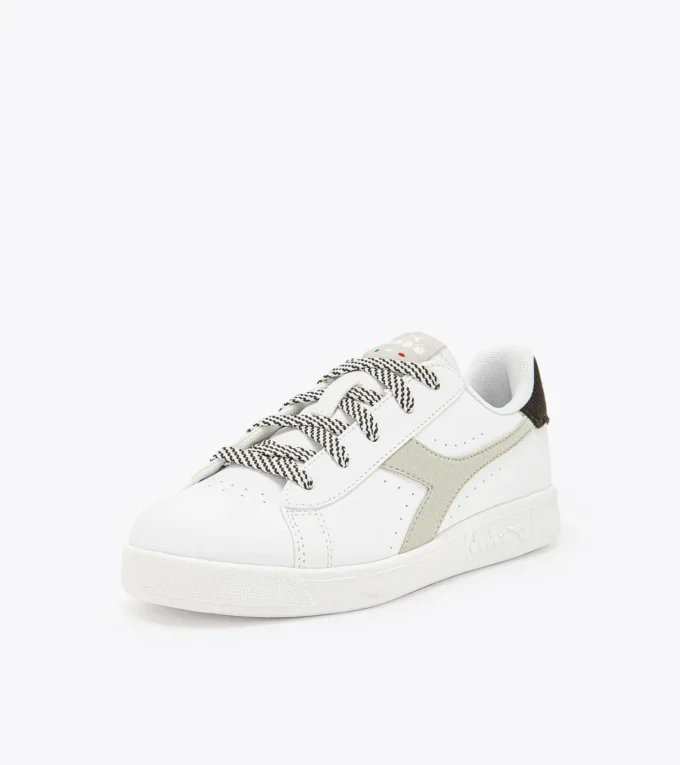 Game P Ace Gs Sports shoes – Youth 8-16 years