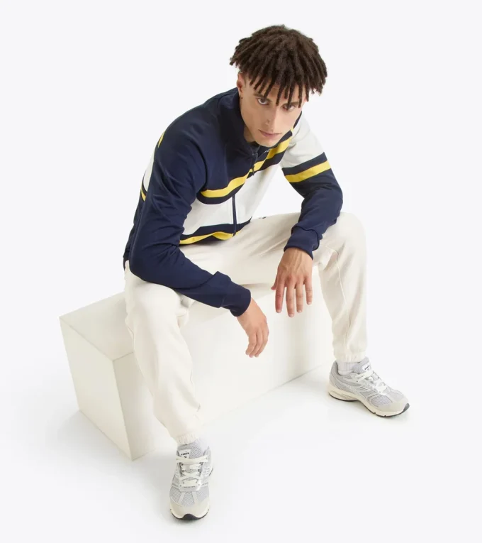 Jacket 80S Sports jacket with a regular fit – Gender Neutral Jacket 80S Sports jacket with a regular fit – Gender Neutral