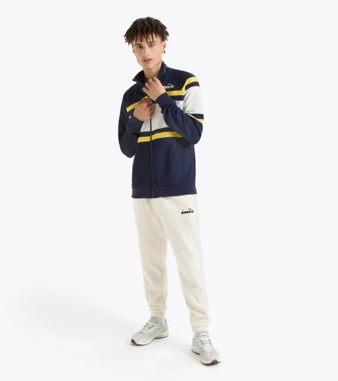 Jacket 80S Sports jacket with a regular fit – Gender Neutral Jacket 80S Sports jacket with a regular fit – Gender Neutral
