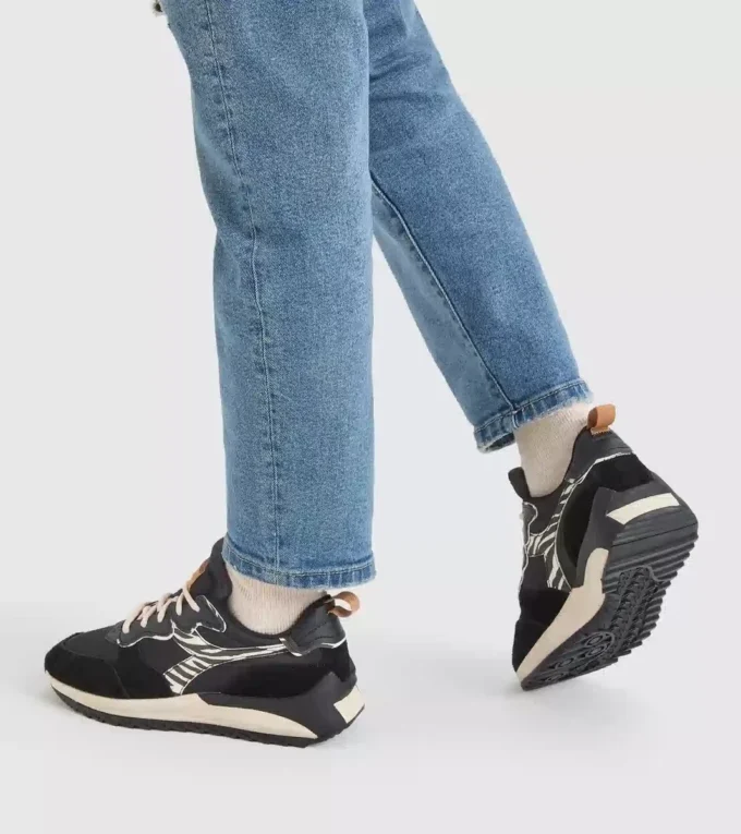 Jolly Animalier Sports shoes