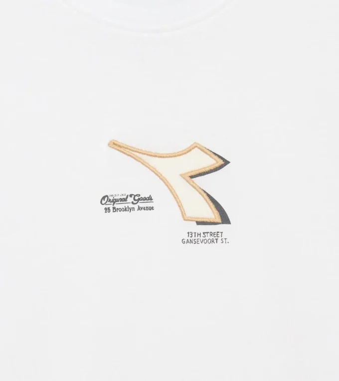 Ju. T-Shirt Ss District T-shirt – Boys and Girls