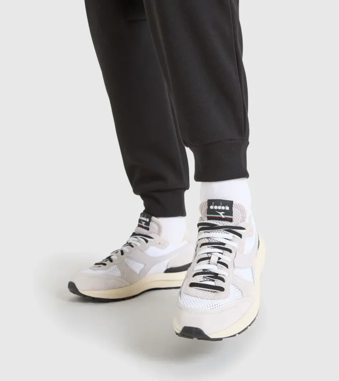 Kmaro 42 Suede Mesh Sports shoes – Unisex