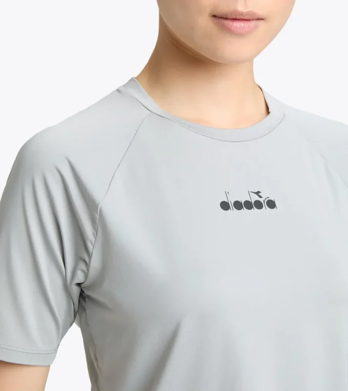 L. Crop Top Be One Ft Training top L. Crop Top Be One Ft Training top