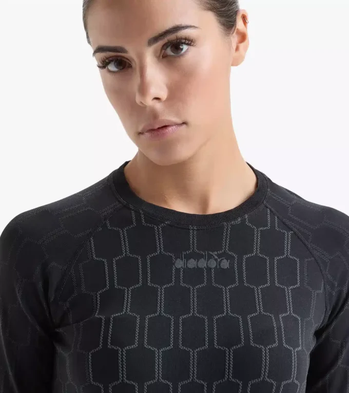 L. Ls Skin Friendly T-Shirt Long sleeves running T-shirt L. Ls Skin Friendly T-Shirt Long sleeves running T-shirt