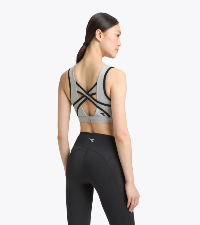 L. Medium High Bra Ft Moderate support training bra L. Medium High Bra Ft Moderate support training bra