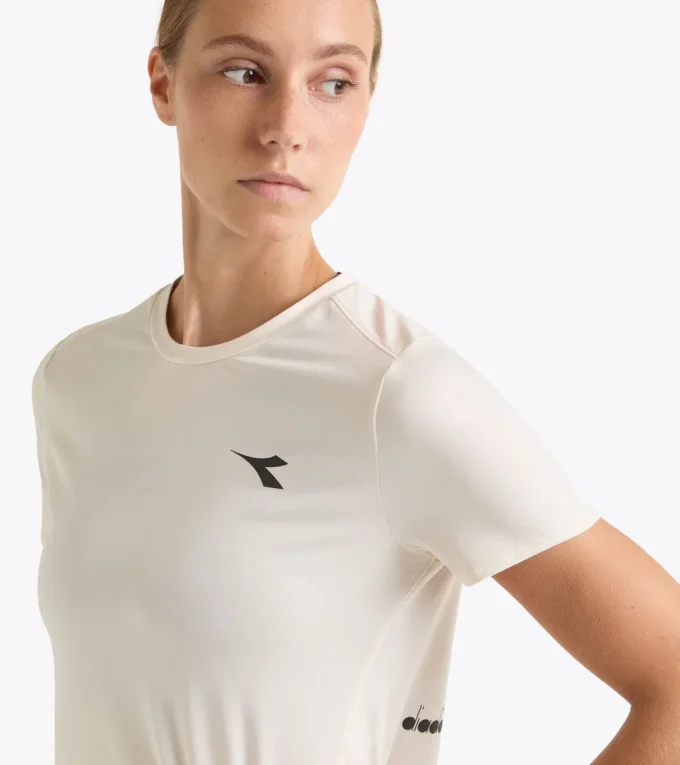 L. Ss T-Shirt Tech Run Crew High performance running t-shirt L. Ss T-Shirt Tech Run Crew High performance running t-shirt