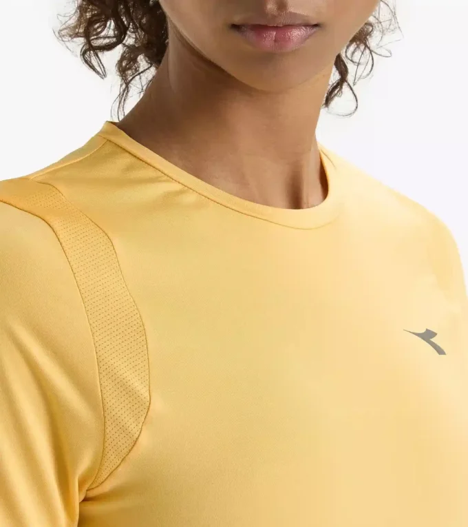 L. Ss T-Shirt Tech Run Crew Running t-shirt L. Ss T-Shirt Tech Run Crew Running t-shirt