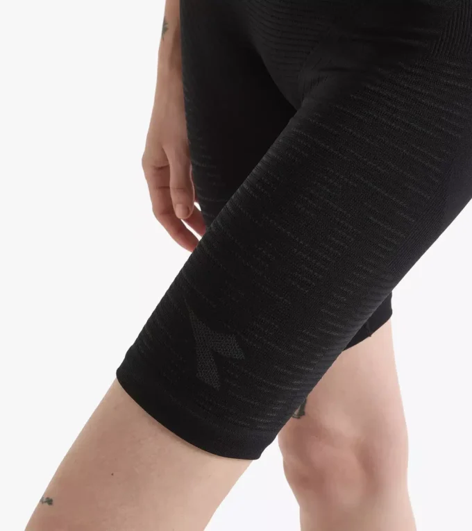 L. Stratouno Half-Tight Technical shorts for temperature control – Running