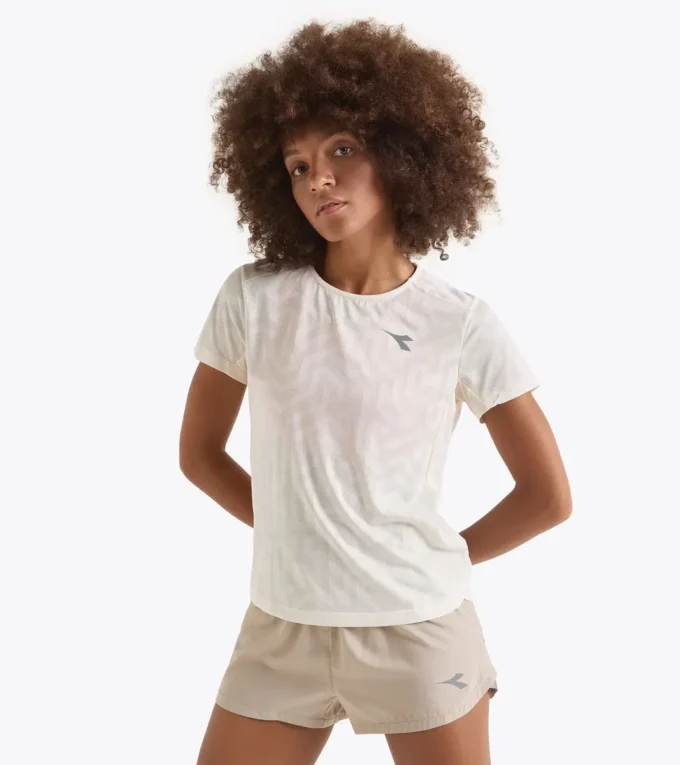 L. Super Light Ss T-Shirt Running t-shirt – Coolcore light fabric L. Super Light Ss T-Shirt Running t-shirt – Coolcore light fabric