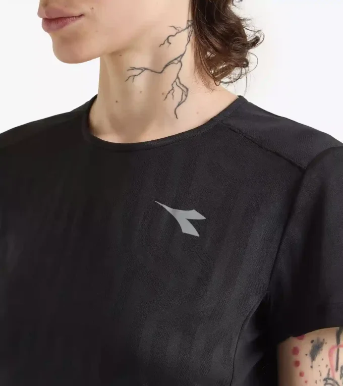 L. Super Light Ss T-Shirt Running t-shirt – Coolcore light fabric L. Super Light Ss T-Shirt Running t-shirt – Coolcore light fabric