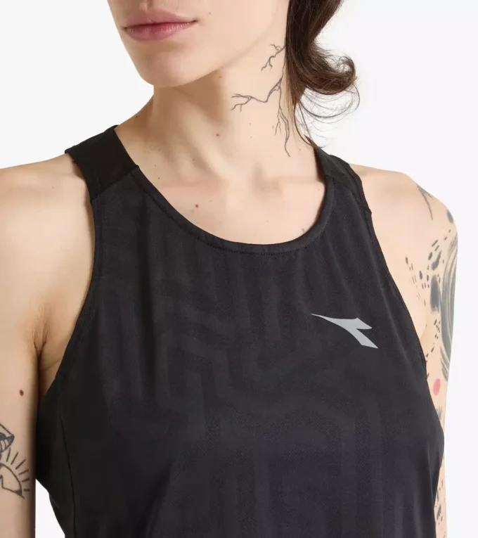 L. Super Light Tank Running tank – Coolcore light fabric L. Super Light Tank Running tank – Coolcore light fabric