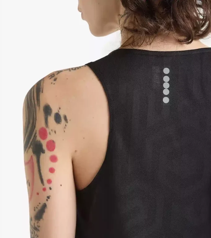 L. Super Light Tank Running tank – Coolcore light fabric L. Super Light Tank Running tank – Coolcore light fabric