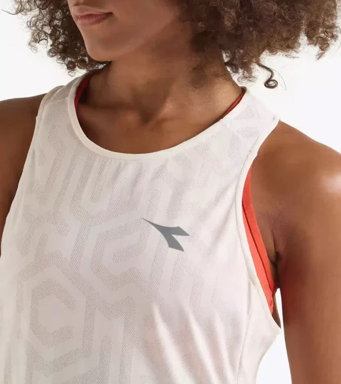 L. Super Light Tank Running tank – Coolcore light fabric L. Super Light Tank Running tank – Coolcore light fabric