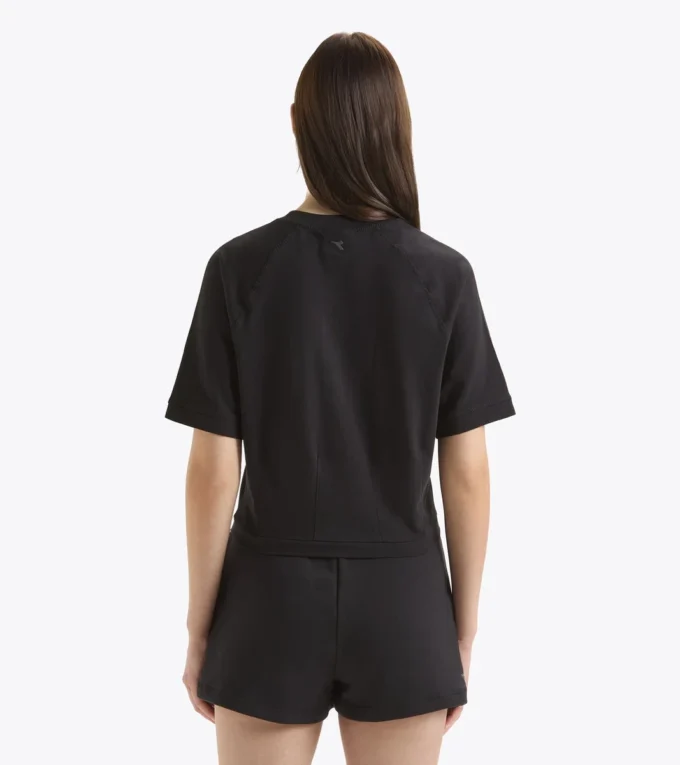 L. T-Shirt Ss Athl. Logo T-shirt with a boxy fit