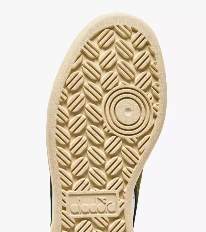 Magic Basket Demi Cut Suede Leather Sporty sneakers Magic Basket Demi Cut Suede Leather Sporty sneakers