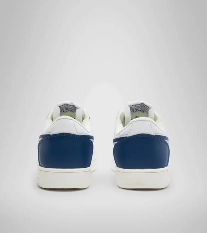 Magic Basket Low Gs Junior sports shoes – Boys Magic Basket Low Gs Junior sports shoes – Boys