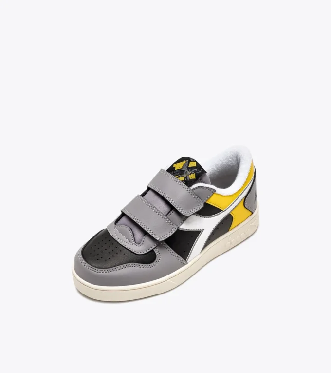 Magic Basket Low Ps Batman Sports sneaker – Boys – 4 to 8 years old Magic Basket Low Ps Batman Sports sneaker – Boys – 4 to 8 years old